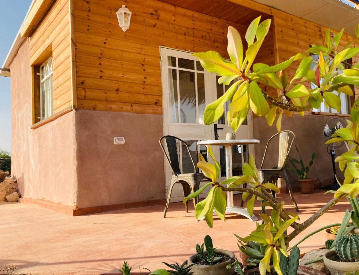 Tobiana Desert Lodging Negev 'Ezuz Экстерьер фото