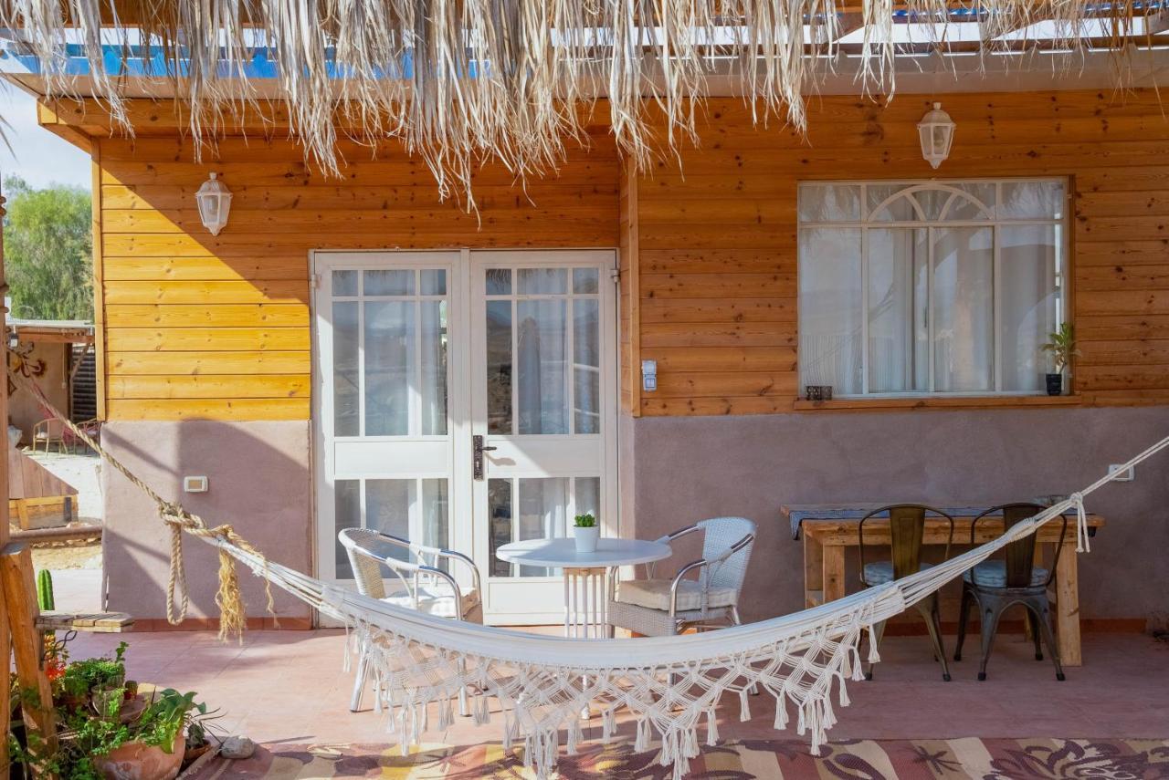 Tobiana Desert Lodging Negev 'Ezuz Экстерьер фото