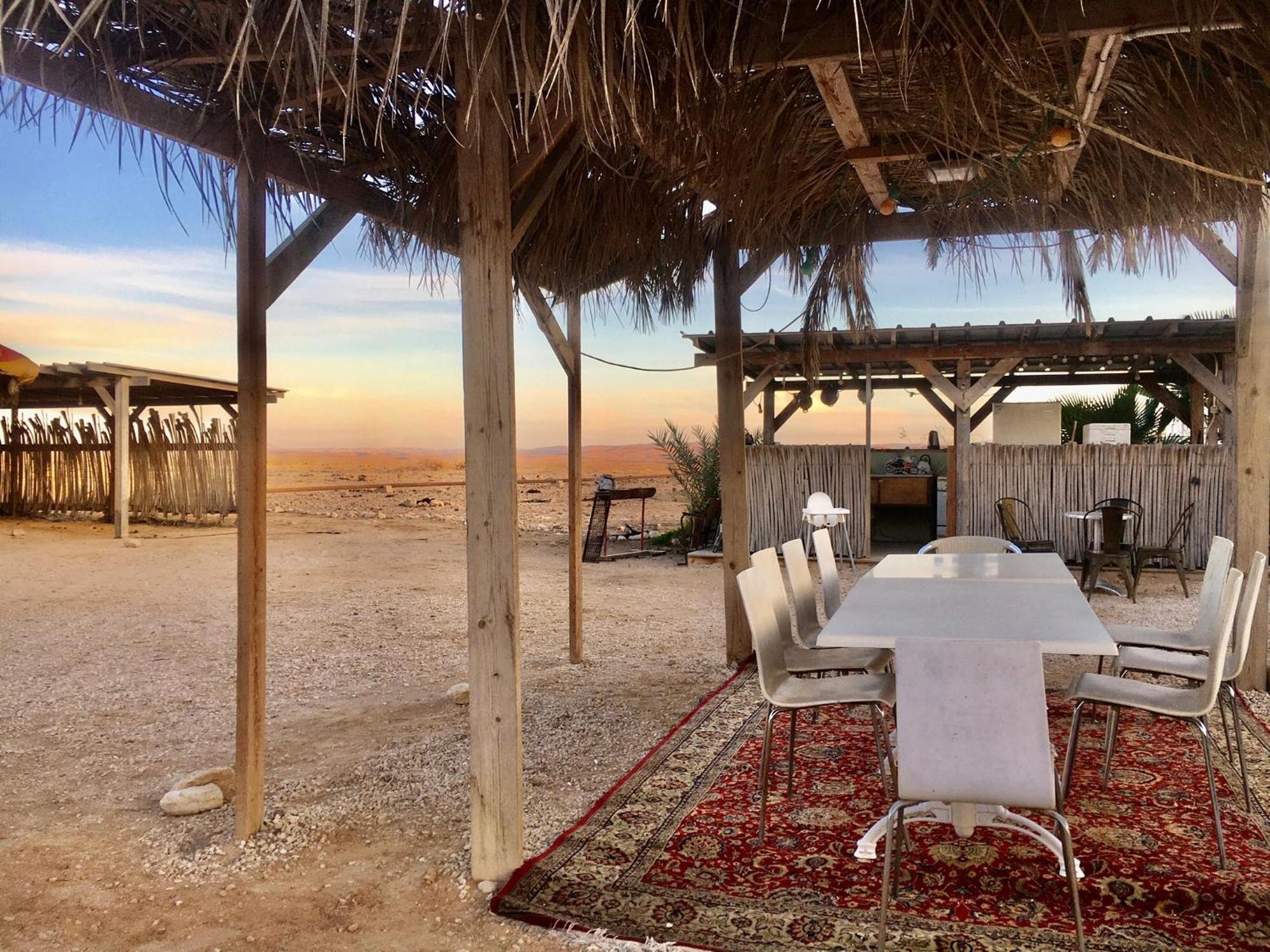 Tobiana Desert Lodging Negev 'Ezuz Экстерьер фото